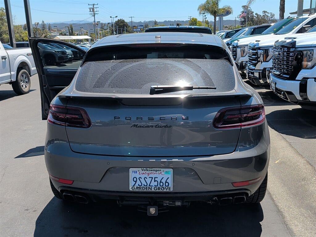 2015 Porsche Macan Turbo